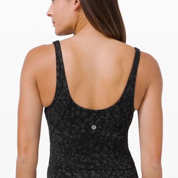 6 / EUC Lululemon Align Tank Wild Thing Camo Deep Coal Multi - Picture 2 of 7